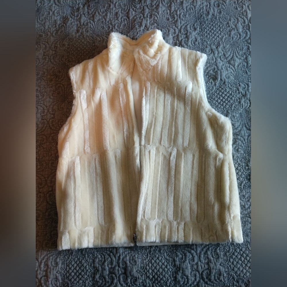 Isabella's Faux Fur